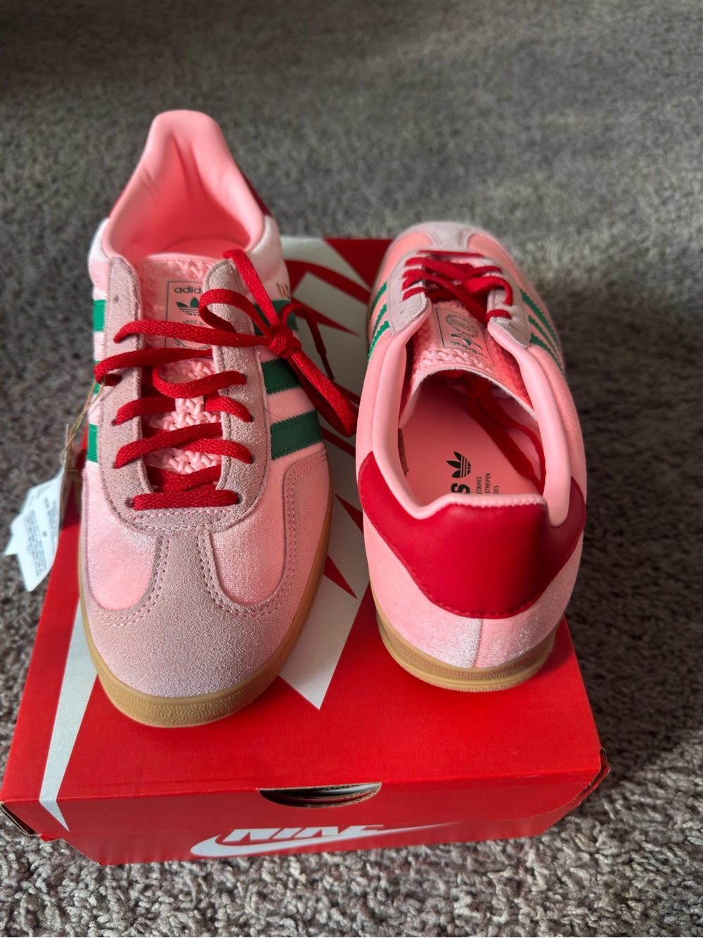 Adidas Women’s Pink Sneakers with Green Stripes **Perfect for BOULE**
